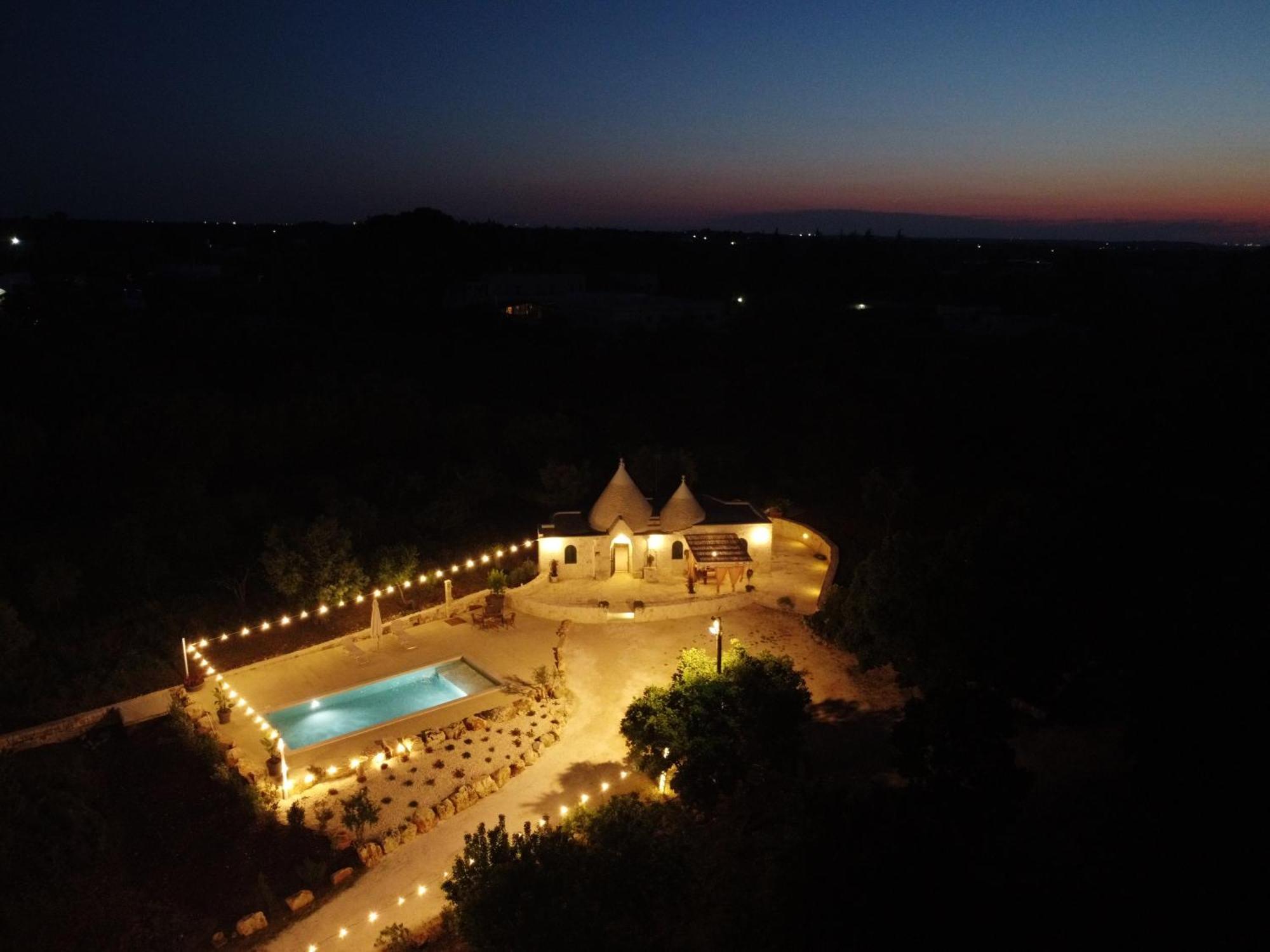 Trullo Divina Natura Villa Padresergio Exterior photo